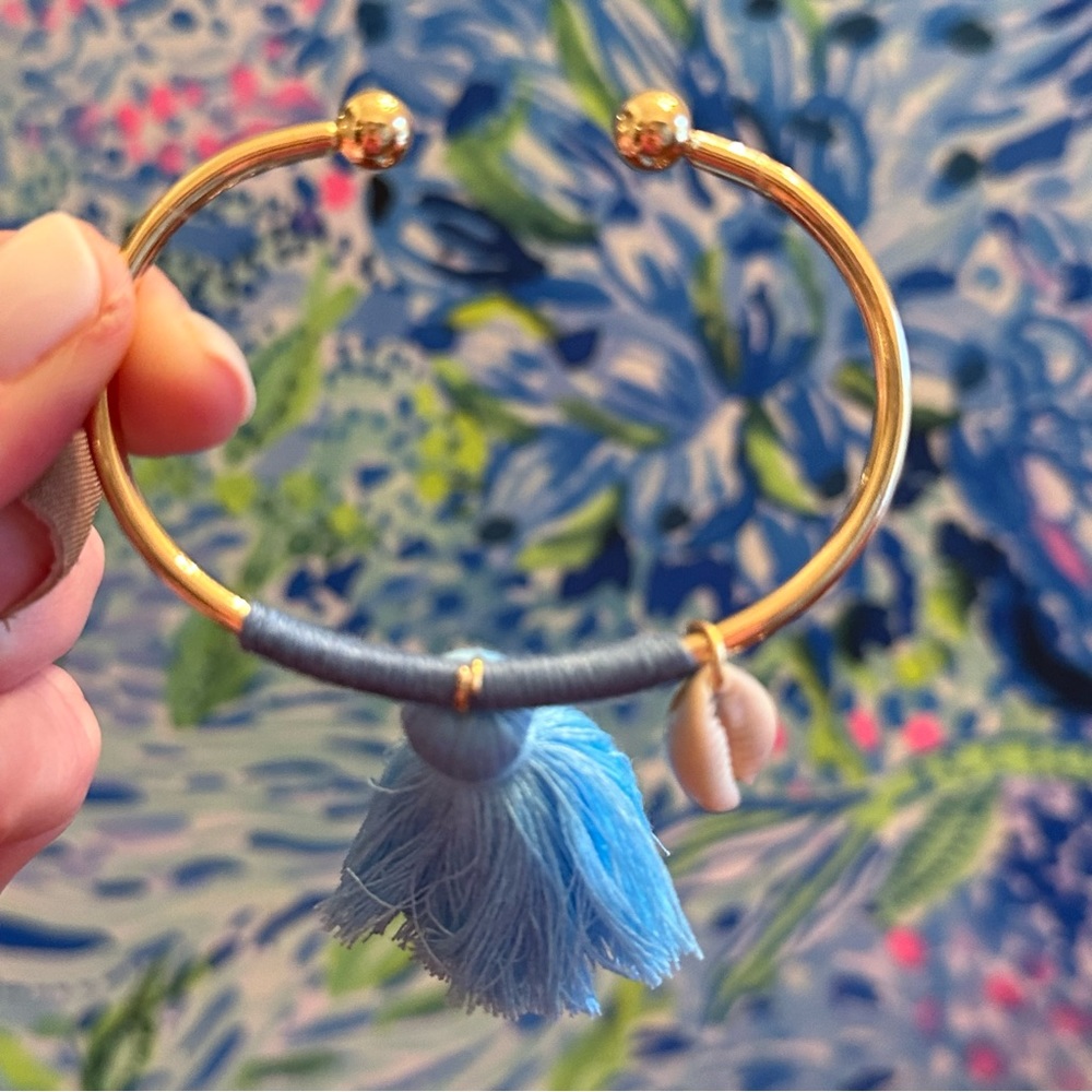 House of Parma- Blue Tassel Gold Metallic Bracelet Seashell Charm